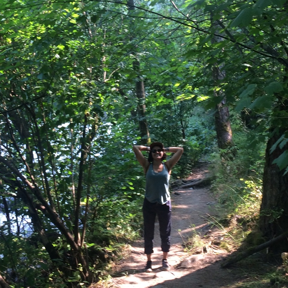 Meet your Posher, Dominique